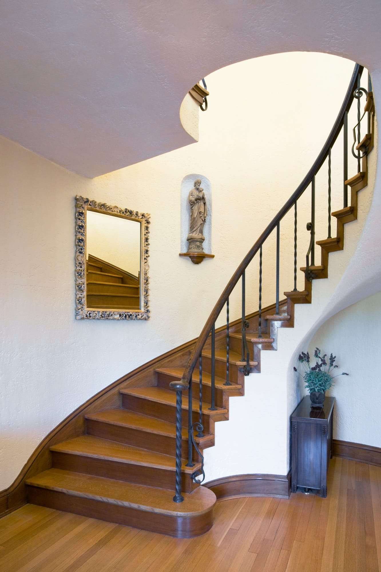 Curved Staircase